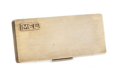 Lot 858 - ELIZABETH II SILVER GILT CIGARETTE CASE