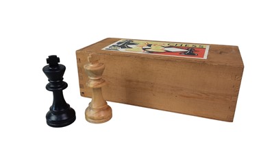 Lot 442 - COLLECTION OF VINTAGE TOYS AND GAMES