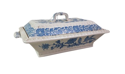 Lot 391 - COPELAND SPODE BLUE AND WHITE PART DINNER SERVICE