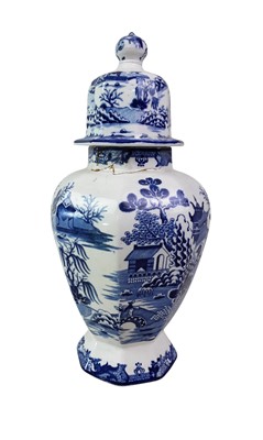 Lot 395 - COLLECTION OF CERAMICS