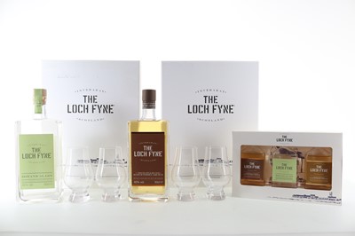 Lot 256 - 2 LOCH FYNE GIFT SETS WITH GLASSES - CHOCOLATE & ORANGE LIQUEUR 50CL AND BOTANICAL GIN 50CL