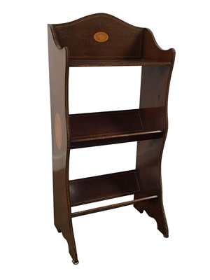 Lot 290 - EDWARDIAN MAHOGANY BOOKCASE
