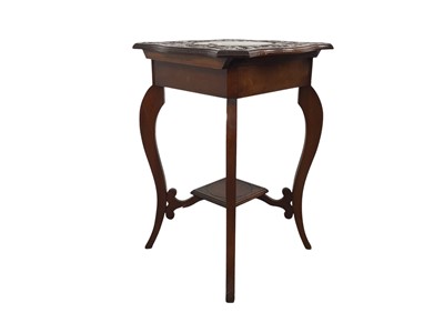 Lot 509 - MAHOGANY OCCASIONAL TABLE
