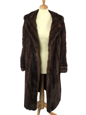 Lot 526 - FUR COAT