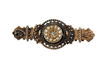 Lot 553 - VICTORIAN BAR BROOCH