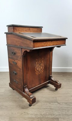 Lot 515 - VICTORIAN INLAID ROSEWOOD DAVENPORT