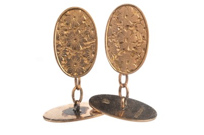 Lot 509 - PAIR OF OVAL CUFF LINKS