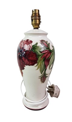 Lot 656 - MOORCROFT POTTERY VASE
