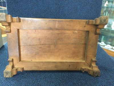 Lot 1302 - BLACK FORREST CIGAR BOX