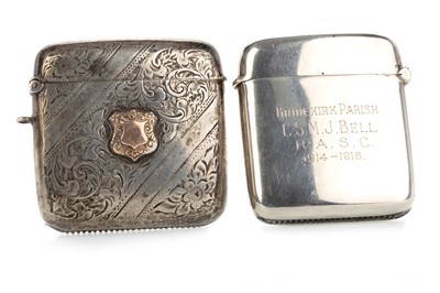 Lot 1153 - EDWARDIAN SILVER VESTA CASE