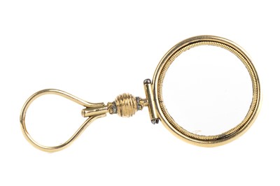 Lot 533 - ROLLED GOLD MAGNIFYING GLASS