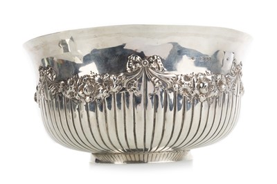 Lot 1155 - LATE VICTORIAN SILVER CIRCULAR BOWL