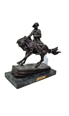 Lot 677 - GROUP OF THREE FIGURES