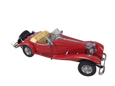 Lot 699 - GROUP OF DIECAST MODEL VEHICLES