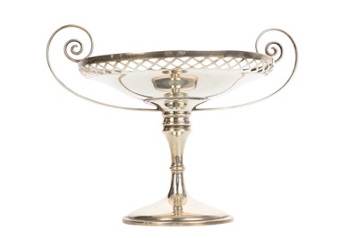 Lot 814 - EDWARD VII SILVER STEMMED CIRCULAR COMPORT
