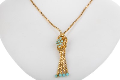 Lot 571 - TURQUOISE PENDANT