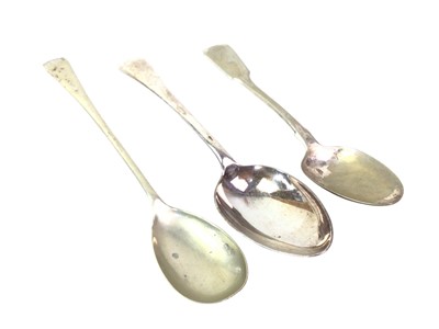 Lot 729 - COLLECTION OF FLATWARE