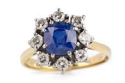 Lot 590 - SAPPHIRE AND DIAMOND CLUSTER RING