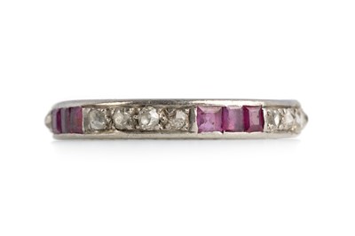 Lot 563 - RUBY AND DIAMOND ETERNITY RING