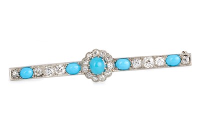 Lot 593 - TURQUOISE AND DIAMOND BROOCH