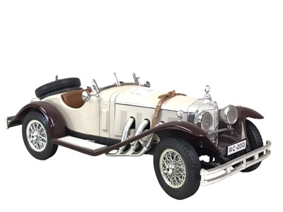 Lot 180 - TWO BURAGO 1/12 MODEL SPORTS CARS