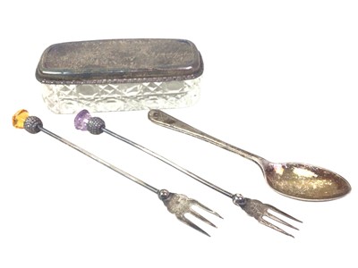 Lot 149 - GROUP OF SMALL SILVER ITEMS