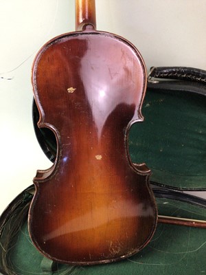 Lot 202 - CHILD'S VIOLIN