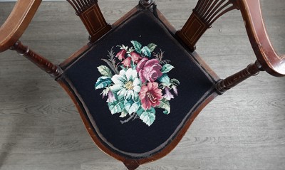 Lot 264 - EDWARDIAN INLAID MAHOGANY CORNER CHAIR