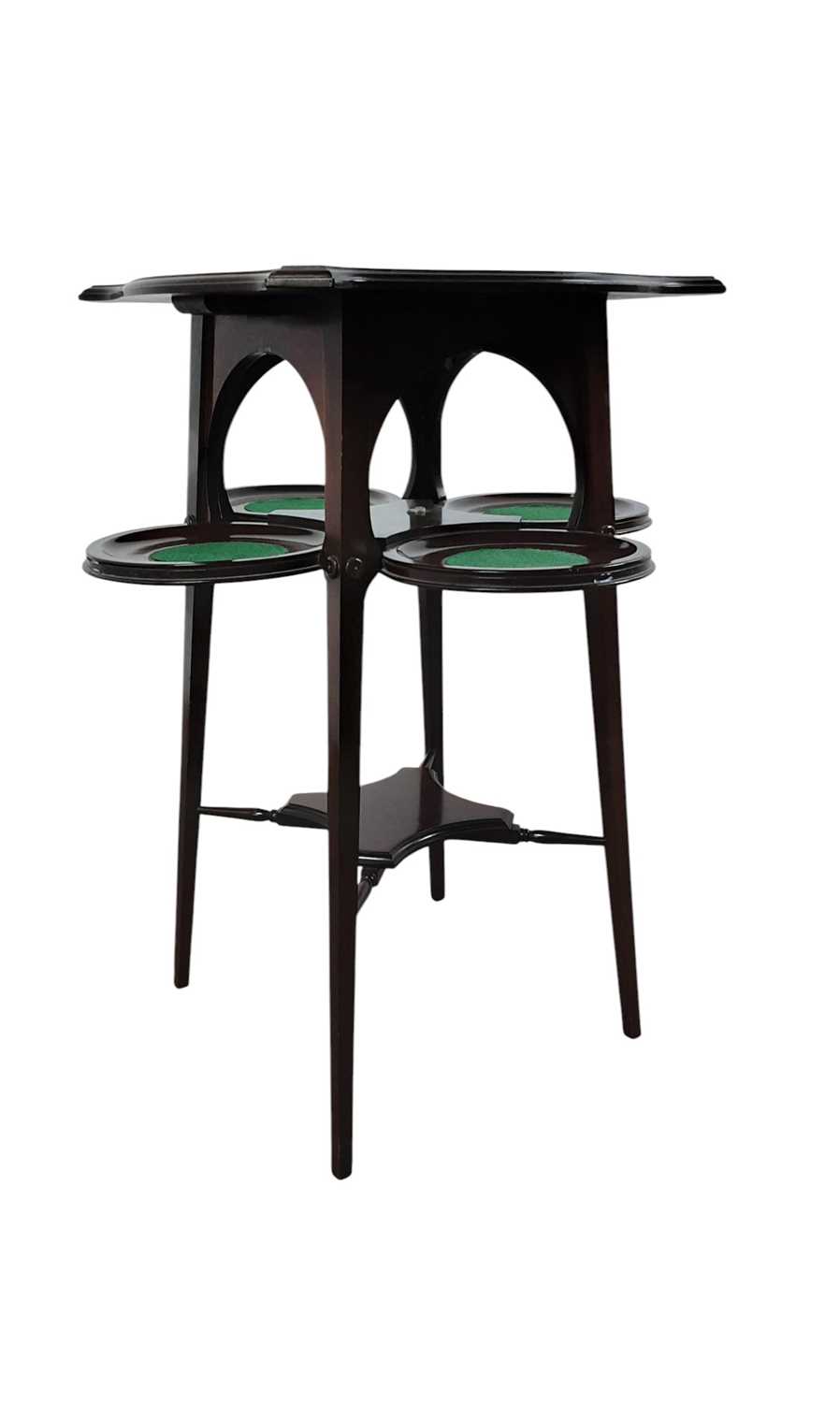 Lot 1313 - ART NOUVEAU MAHOGANY CAKE STAND