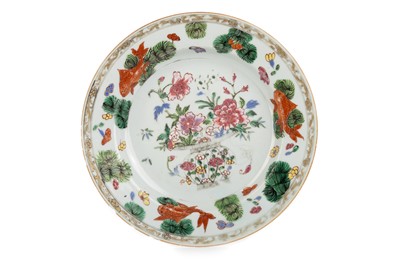 Lot 1175 - CHINESE FAMILLE ROSE PLATE