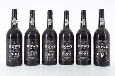 Lot 301 - 6 BOTTLES OF DOW'S 1977 VINTAGE SILVER JUBILEE