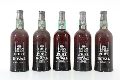 Lot 464 - 5 BOTTLES OF QUINTA DO NOVAL 1952 SILVER JUBILEE