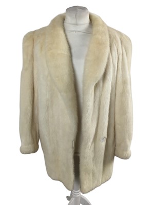 Lot 352 - WHITE FUR COAT