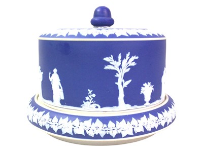 Lot 348 - REPRODUCTION WEDGWOOD CHEESE DISH