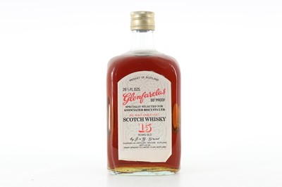 Lot 105 - GLENFARCLAS 15 YEAR OLD GRANT BONDING CO 1970S 26 2/3 FL OZ