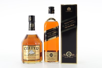 Lot 131 - CUTTY SARK 12 YEAR OLD 26 2/3 FL OZ AND JOHNNIE WALKER 12 YEAR OLD BLACK LABEL 75CL