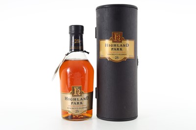 Lot 137 - HIGHLAND PARK 25 YEAR OLD CASK STRENGTH 1990S