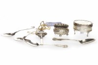 Lot 340 - LOT OF SILVER ITEMS comprising trinket box,...