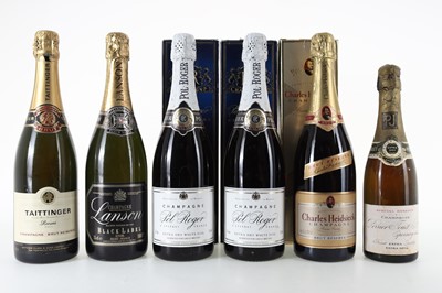 Lot 231 - 6 ASSORTED BOTTLES OF CHAMPAGNE