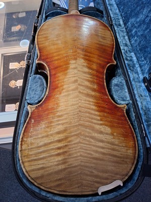 Lot 1041 - FRENCH VIOLIN