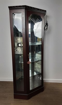 Lot 424 - PAIR OF MAHOGANY CORNER DISPLAY CABINETS