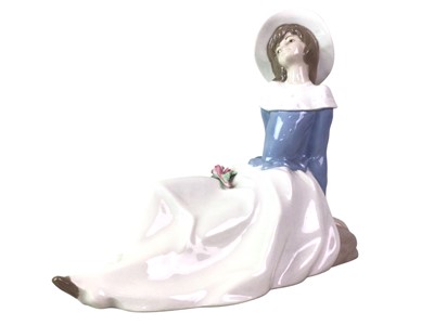 Lot 597 - GROUP OF NAO AND OTHER FIGURES