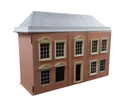 Lot 600 - LARGE DOLLS HOUSE