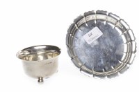 Lot 372 - GEORGE V SILVER SMALL SERVING DISH maker...