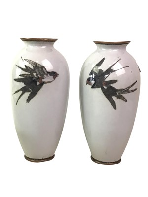 Lot 489 - PAIR OF JAPANESE CLOISONNÉ ENAMEL ON COPPER VASES