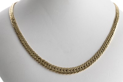 Lot 647 - ITALIAN NECK CHAIN