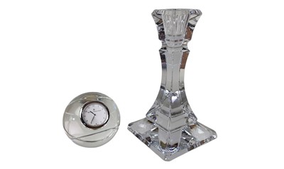 Lot 562 - TIFFANY GLASS CANDLESTICK