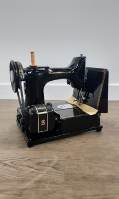 Lot 578 - SINGER MODEL 222K SEWING MACHINE
