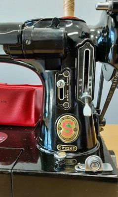 Lot 578 - SINGER MODEL 222K SEWING MACHINE