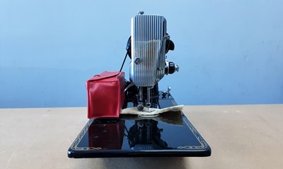 Lot 578 - SINGER MODEL 222K SEWING MACHINE